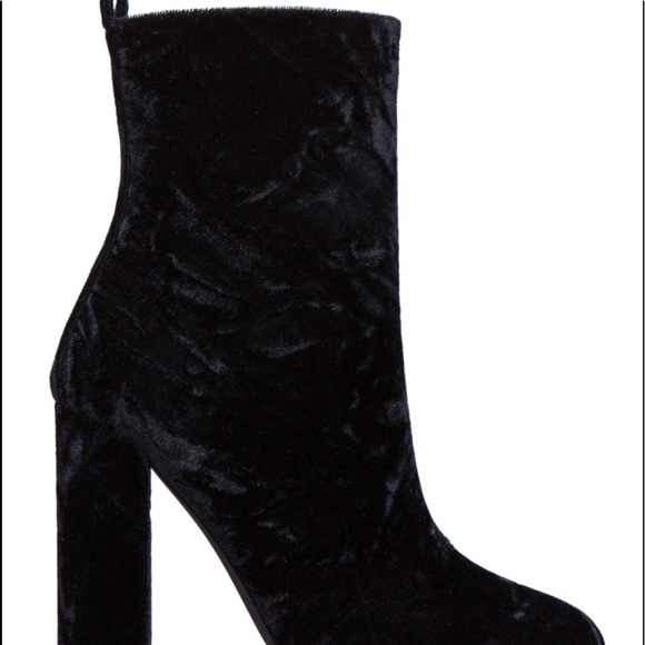 New size 10 booties - Picture 4 of 7